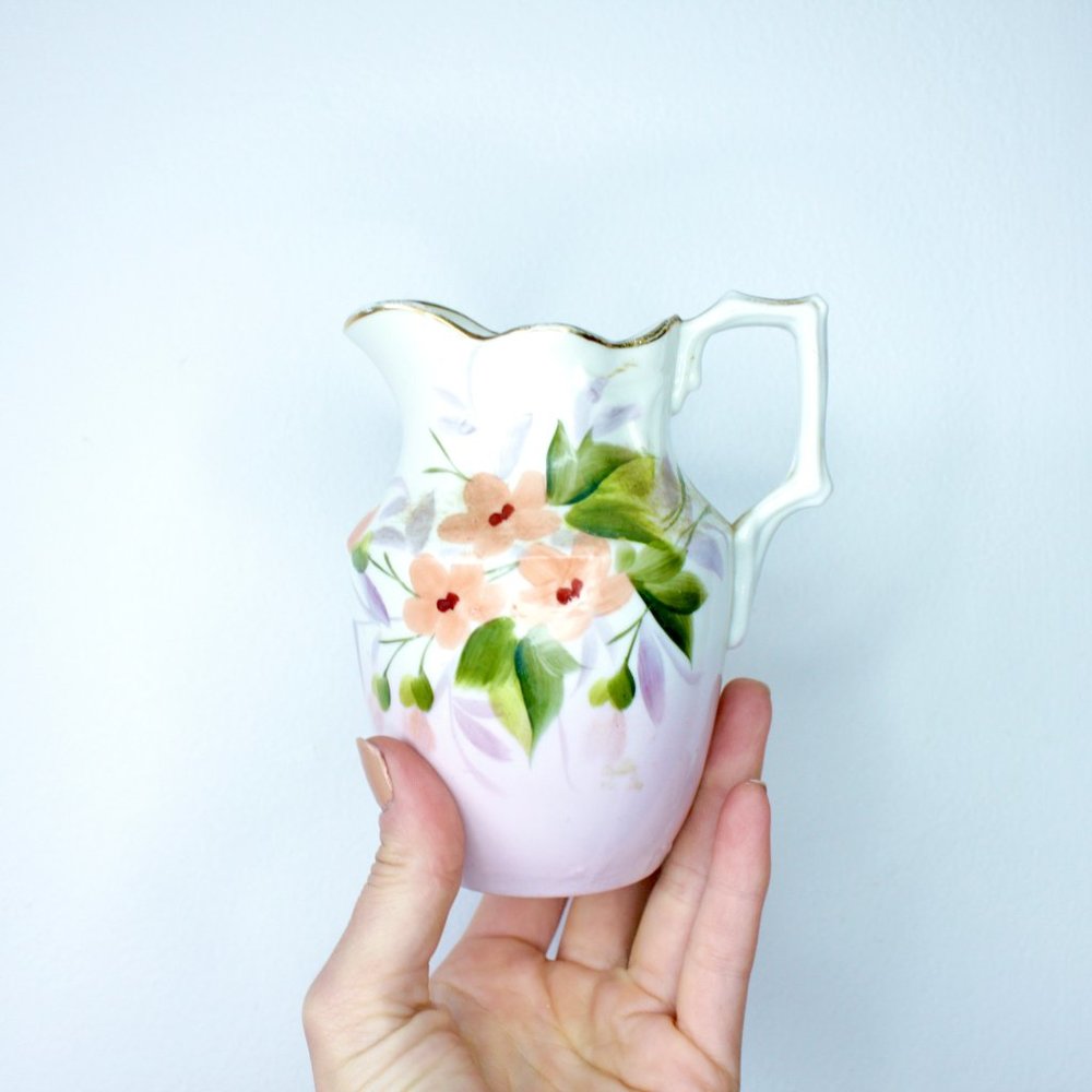 • the vintage decorative pitcher - Picture 8 of 8